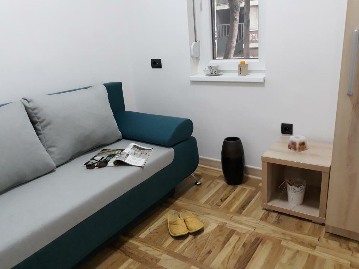 Sweet Yellow Apartment Belgrad Exterior foto